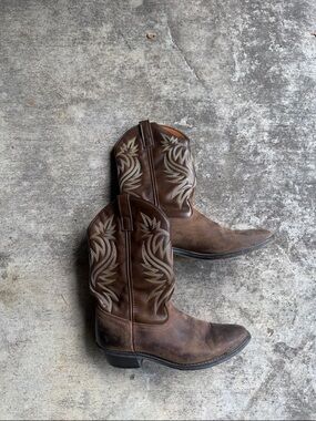 Laredo Brown Embroidered Leather Cowboy Boots
